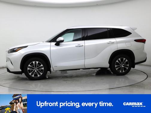 2022 Toyota Highlander Hybrid XLE