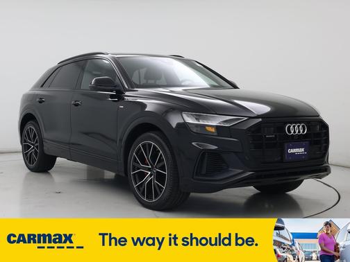 2023 Audi Q8 Premium Plus