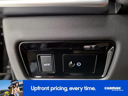 2017 Jaguar XE Premium