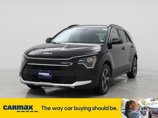 2023 Kia Niro LX