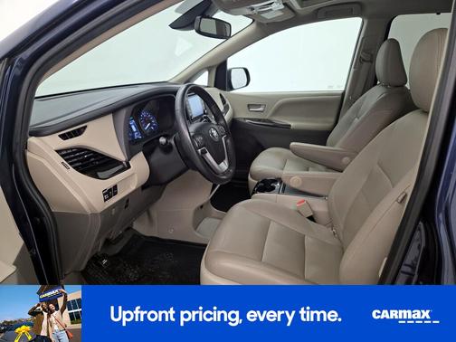 2020 Toyota Sienna XLE