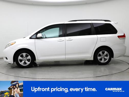 2014 Toyota Sienna LE