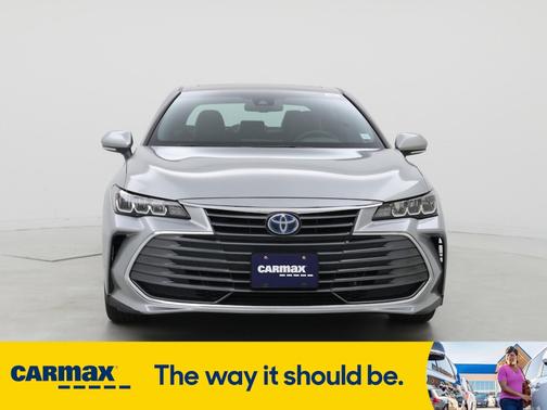 2021 Toyota Avalon Hybrid XLE