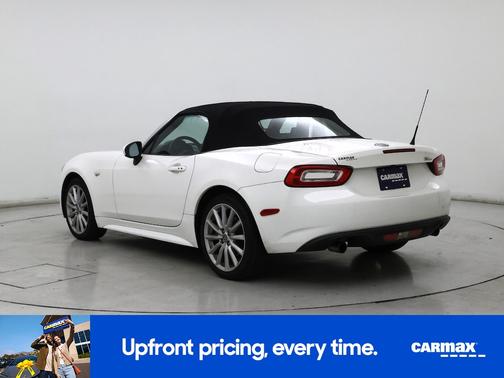 2017 FIAT 124 Spider Lusso