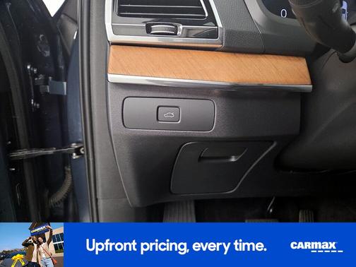 2023 Volvo XC90 B5 Plus