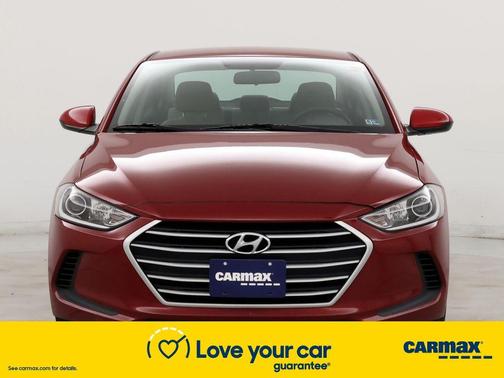 Photo 5 of 25 of 2017 Hyundai Elantra SE
