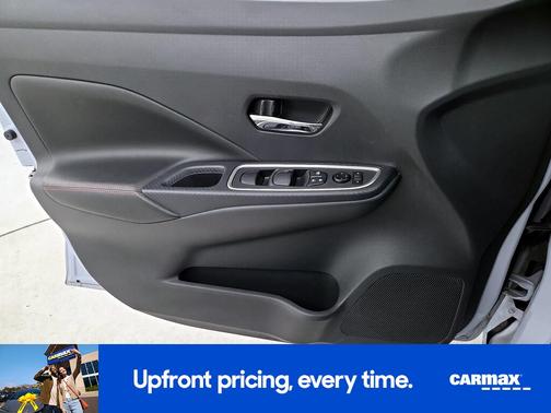 2023 Nissan Versa SR