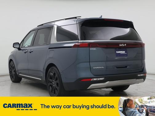 2024 Kia Carnival SX