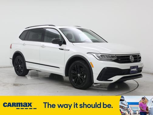 2022 Volkswagen Tiguan SE R-Line Black