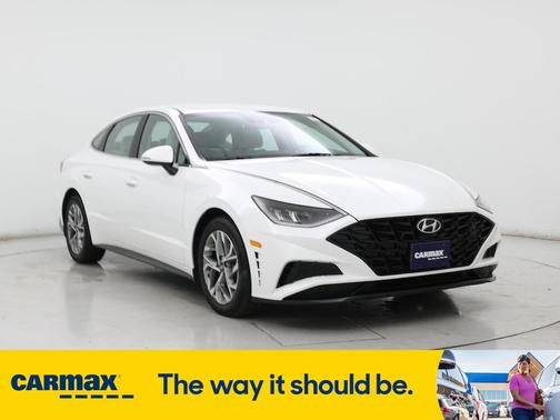2022 Hyundai SONATA SEL