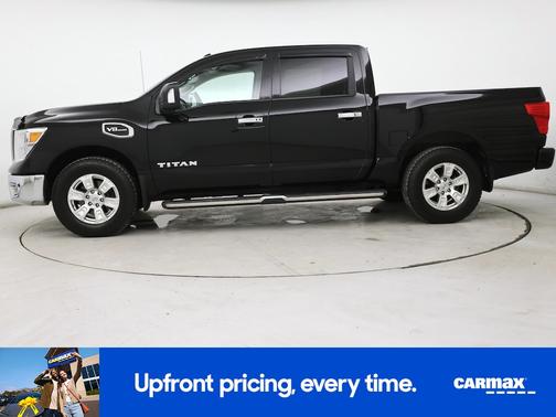 2017 Nissan Titan SV