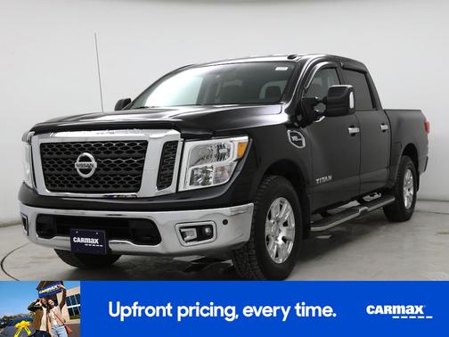 2017 Nissan Titan SV