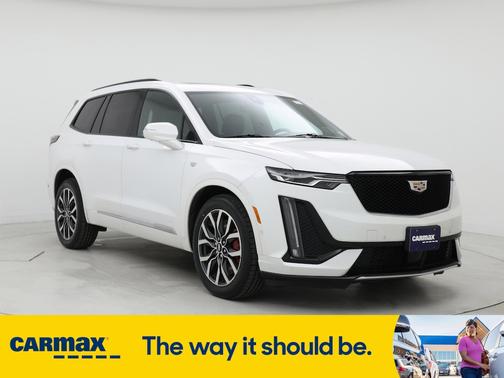 2022 Cadillac XT6 Sport