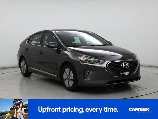 2022 Hyundai IONIQ Hybrid SE