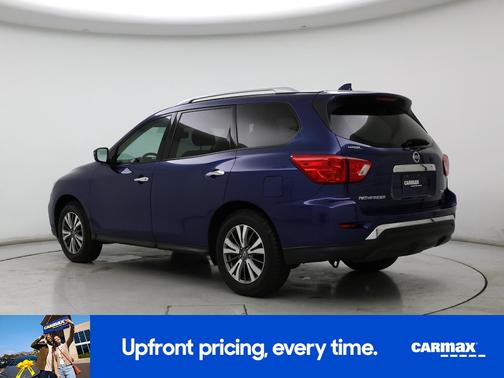 2020 Nissan Pathfinder SV