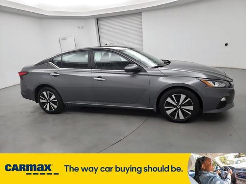 2021 Nissan Altima SV