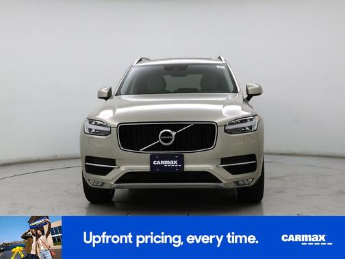 2016 Volvo XC90 T6 Momentum
