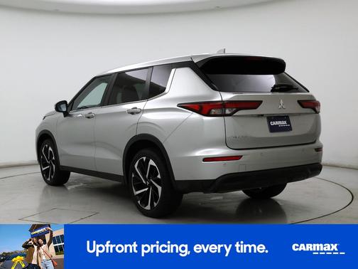 2022 Mitsubishi Outlander ES