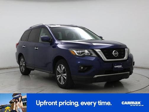 2020 Nissan Pathfinder SV