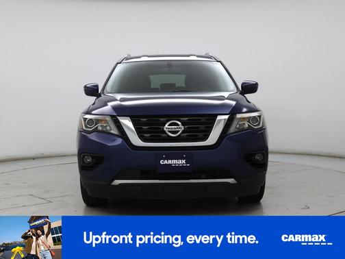 2020 Nissan Pathfinder SV