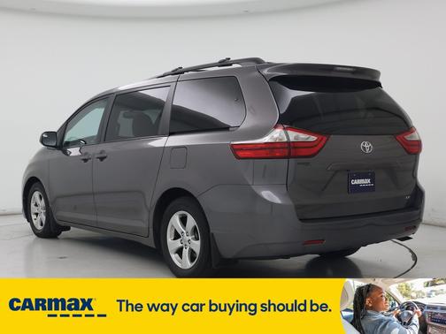 2015 Toyota Sienna LE