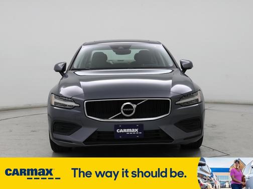 2020 Volvo S60 T5 Momentum