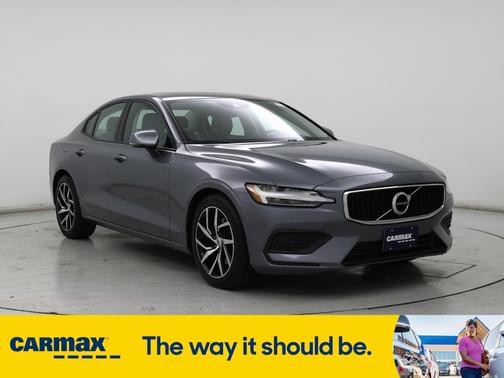 2020 Volvo S60 T5 Momentum