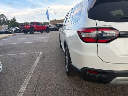White 2025 Honda Pilot EX-L