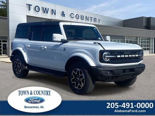 2025 Ford Bronco Outer Banks
