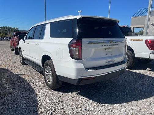 2021 Chevrolet Suburban LT