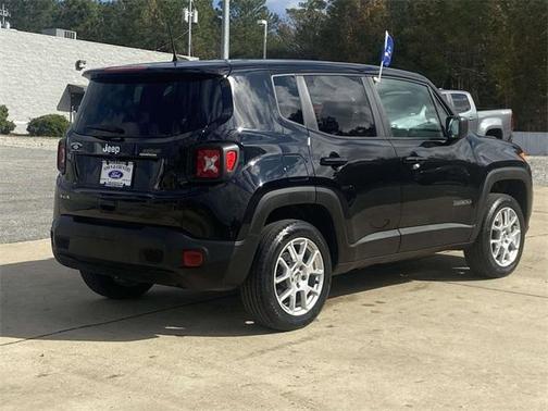2023 Jeep Renegade Latitude