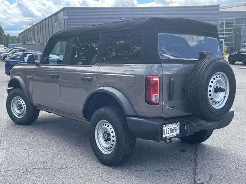 2025 Ford Bronco Base