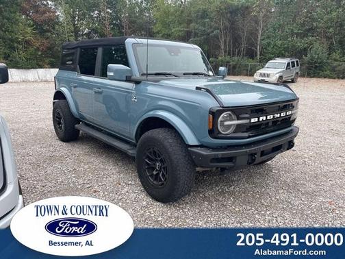 2022 Ford Bronco Outer Banks