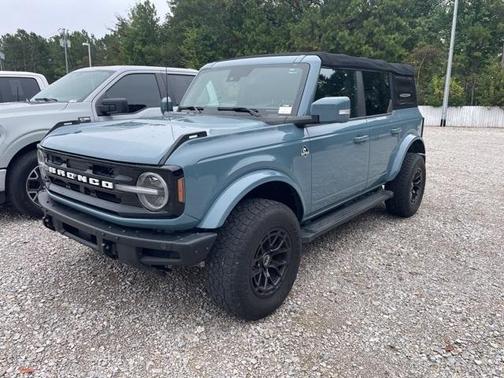 2022 Ford Bronco Outer Banks