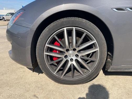 2018 Maserati Ghibli Base