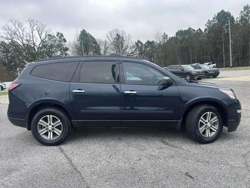 2017 Chevrolet Traverse LS