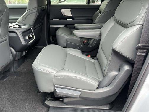 Space Silver 2026 Ford Expedition Max Active