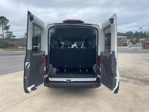 2024 Ford Transit-350 XLT