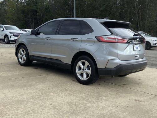 2021 Ford Edge SE