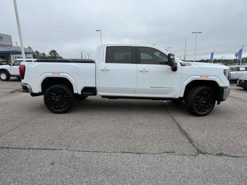 Summit White 2024 GMC Sierra 2500 SLE