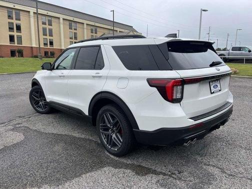 Star White 2026 Ford Explorer ST