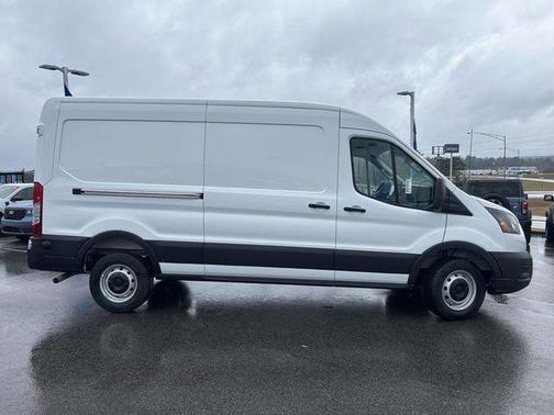 2026 Ford Transit-250 148 WB Medium Roof Cargo