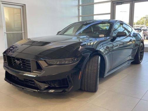 2025 Ford Mustang Dark Horse