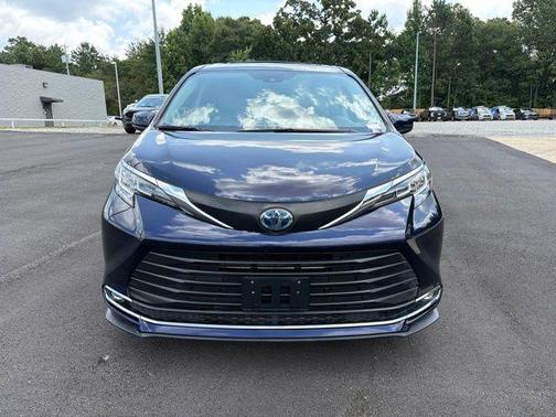 Blueprint 2021 Toyota Sienna XLE