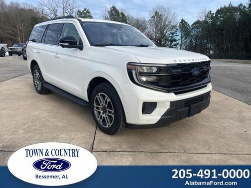 2025 Ford Expedition Active