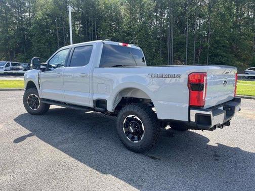 Avalanche 2026 Ford F-350 XLT