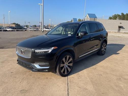 2024 Volvo XC90 B5 Plus Bright Theme