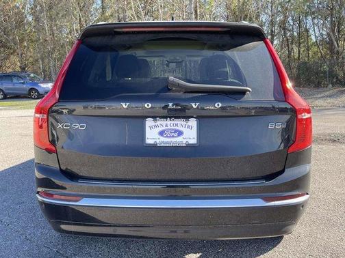 2024 Volvo XC90 B5 Plus Bright Theme
