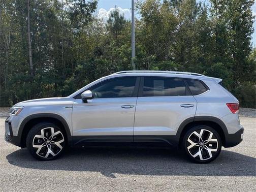 2022 Volkswagen Taos 1.5T SEL