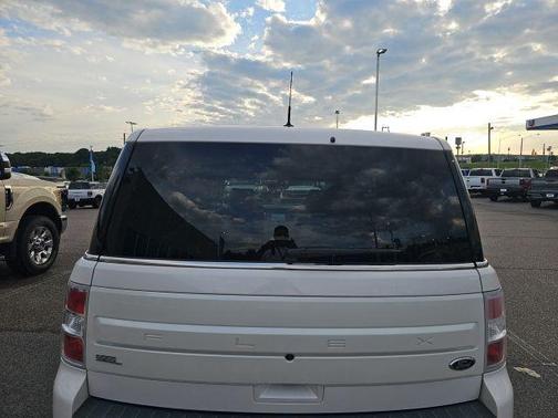 White Platinum Tri-Coat Metallic 2016 Ford Flex SEL